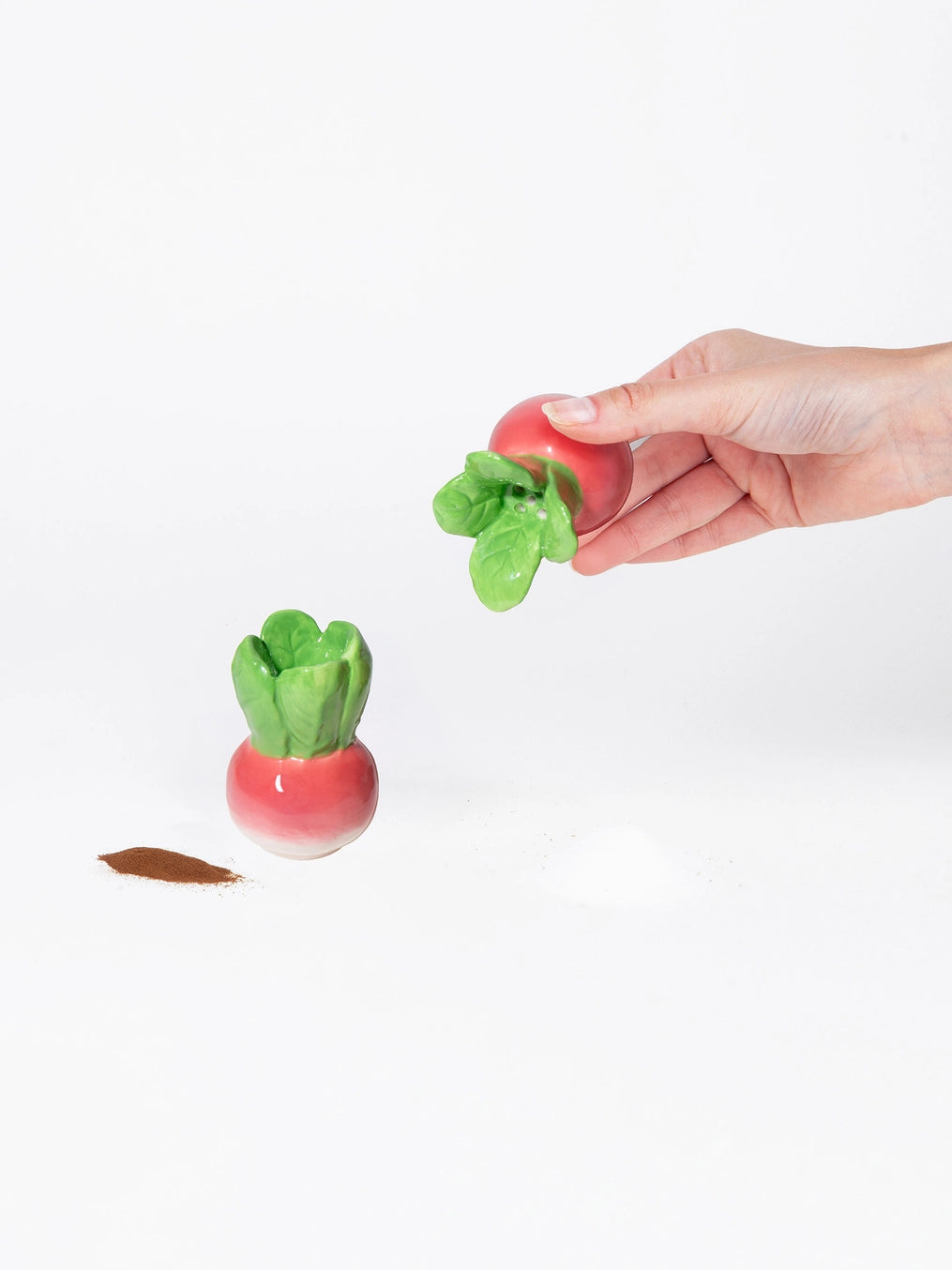 Raddish S & P Shakers