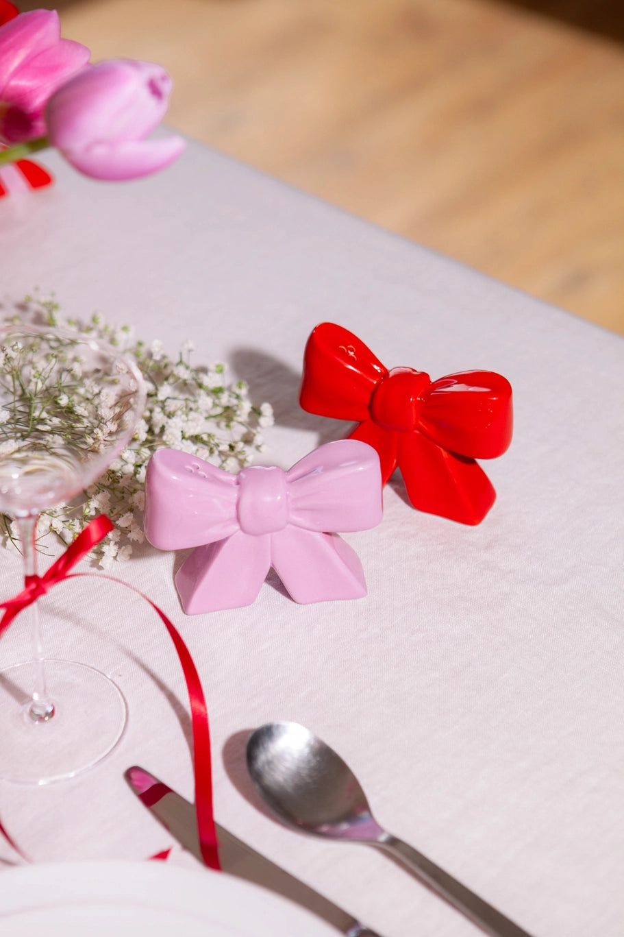 Cute Bows S & P Shakers PRE ORDER